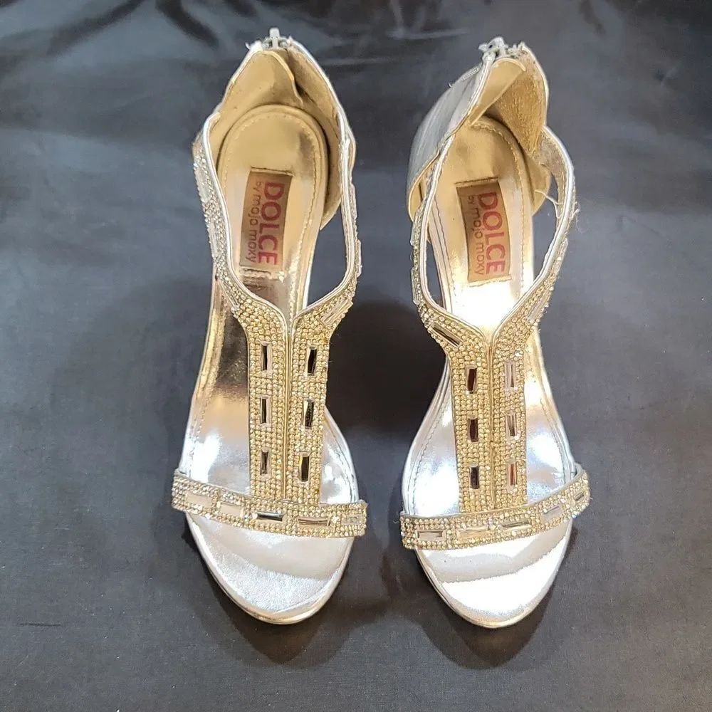 DOLCE BY MOJO MAXY JEWEL EMBELLISHMENTS ROUND TOE HIGH HEEL STILETTOS SANDAL